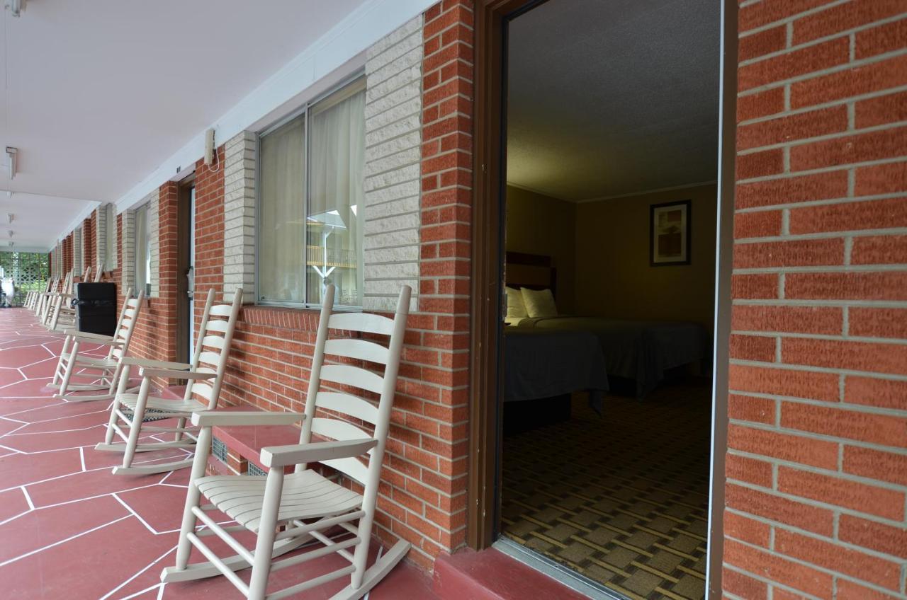 Travelowes Motel - Maggie Valley Extérieur photo