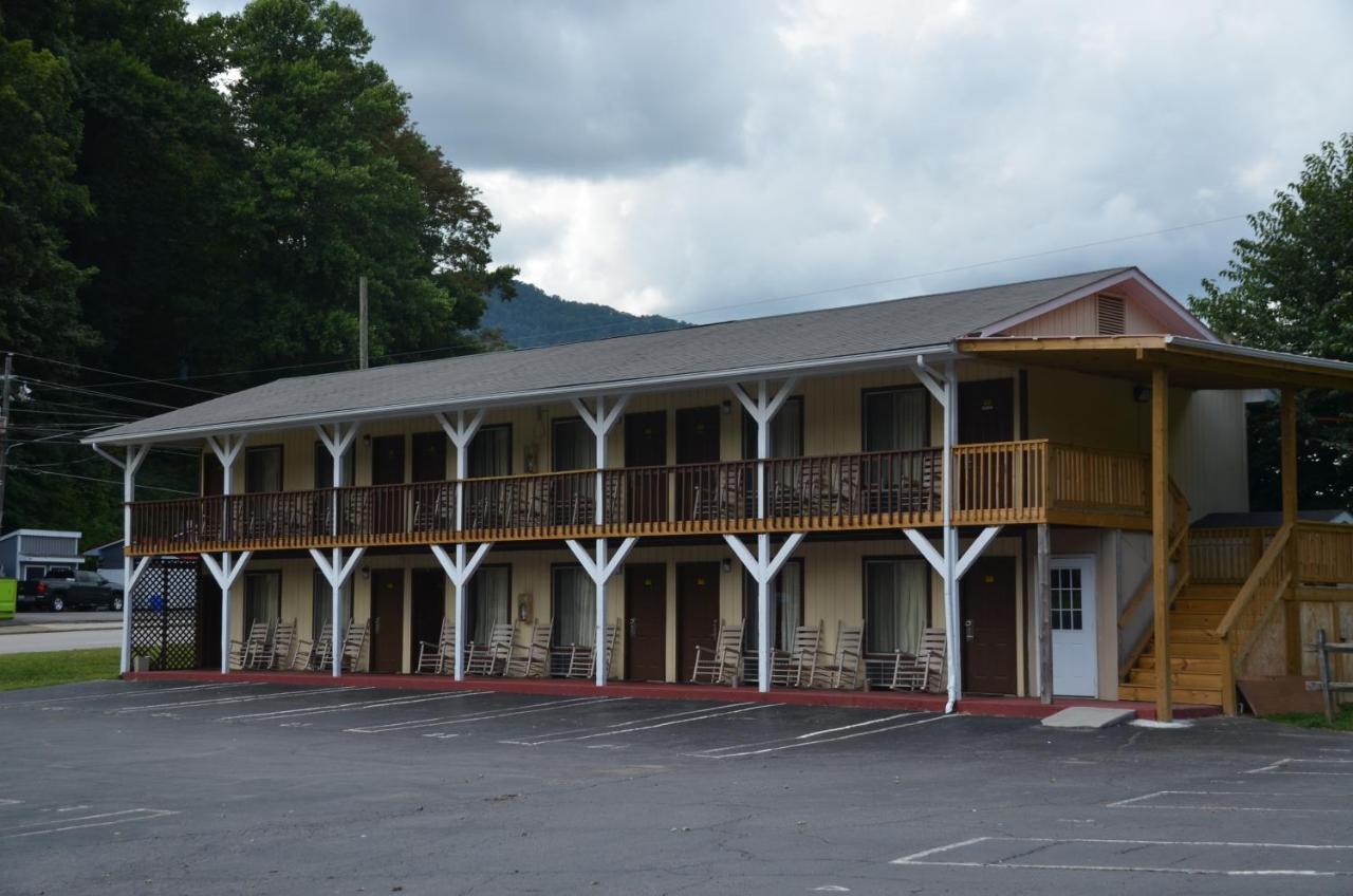 Travelowes Motel - Maggie Valley Extérieur photo