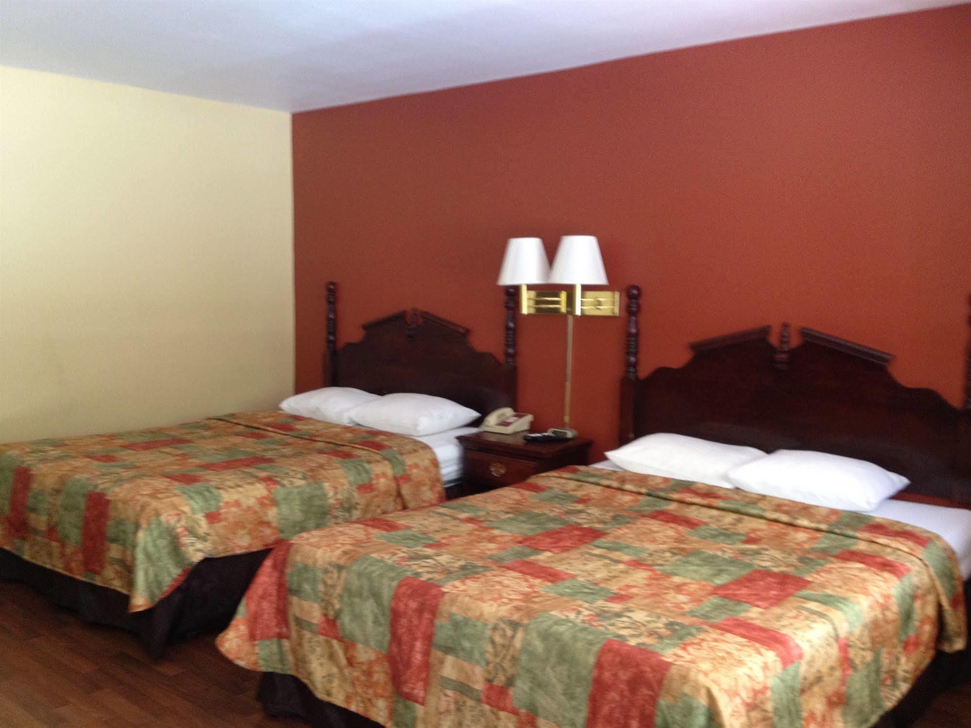Travelowes Motel - Maggie Valley Extérieur photo