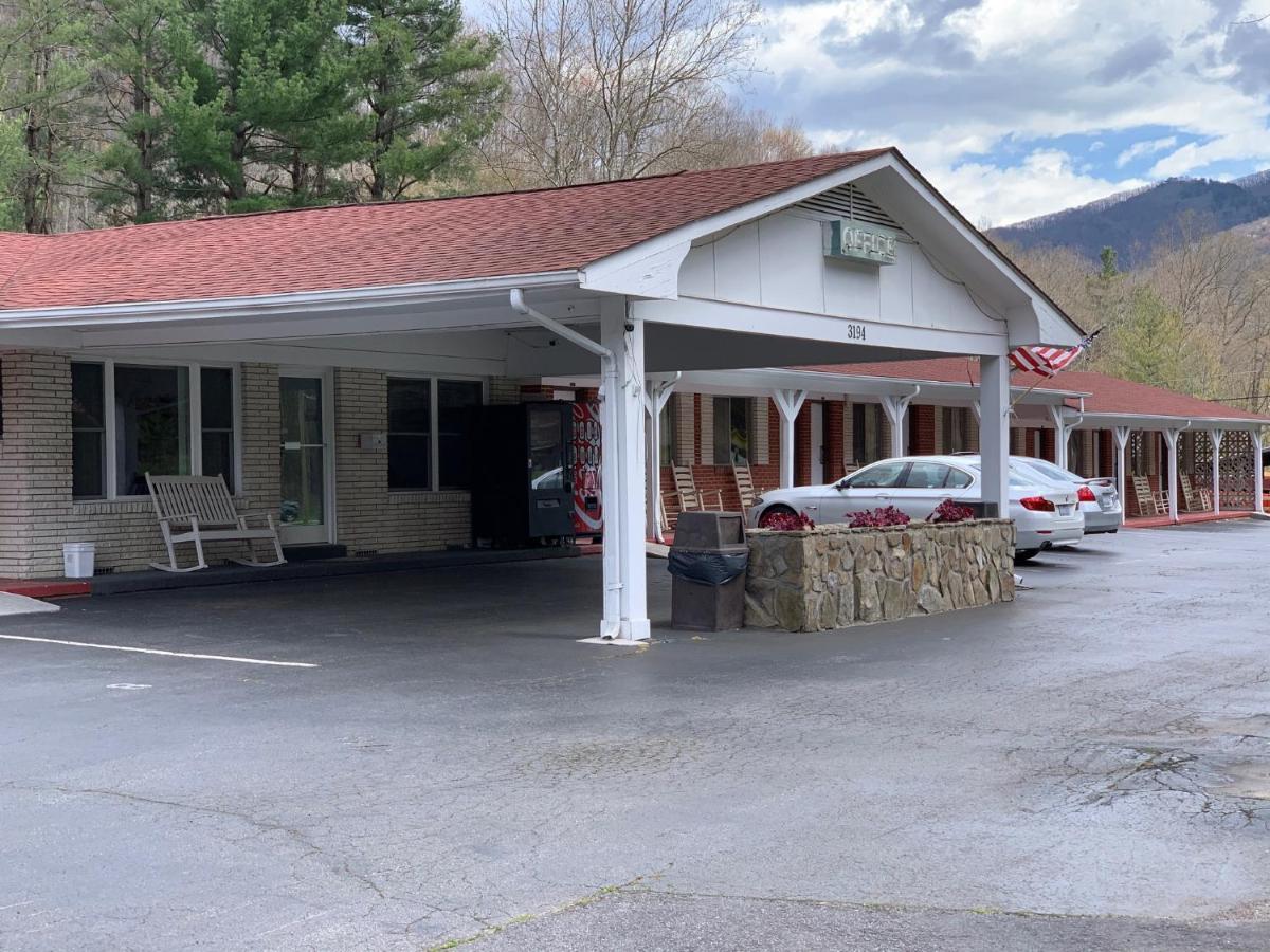 Travelowes Motel - Maggie Valley Extérieur photo